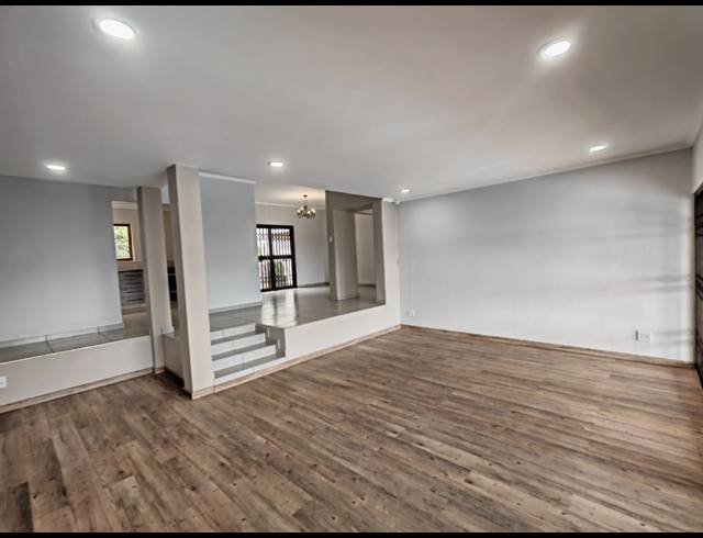 4 BEDROOM HOUSE FOR SALE IN BEREA WEST